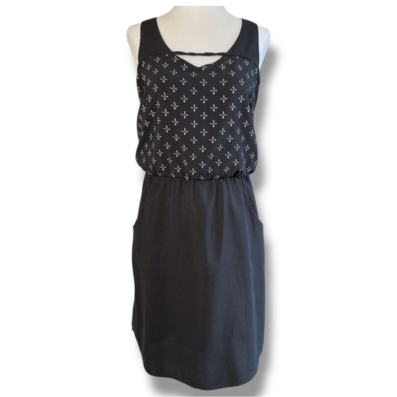 Cokluch Black and White Midi Summer Dress with Pockets - Picture 2 of 15